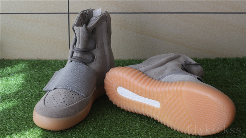 Adidas yeezy boost 750 grey gum glow in the dark